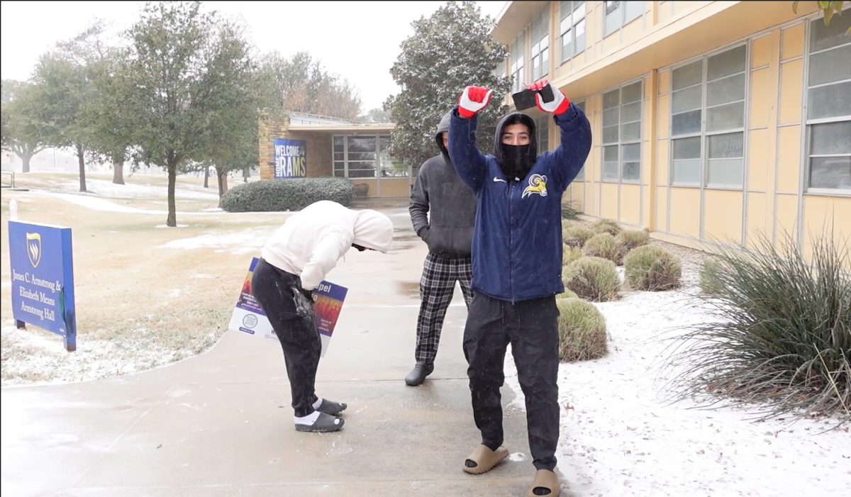 TXWES international students experience their first snowfall