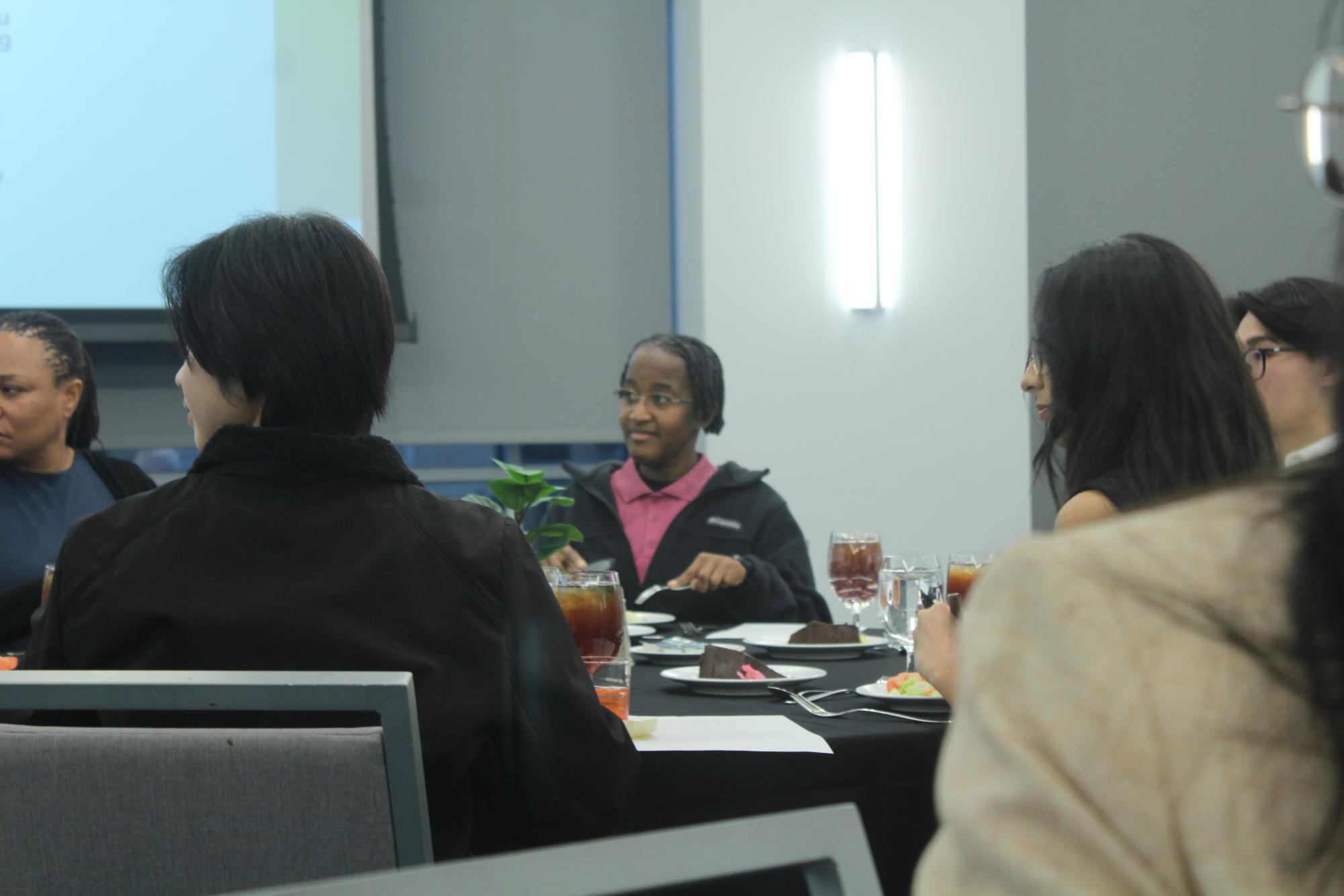 Drag don’t saw your knife: Texas Wesleyan’s annual etiquette course prepares students for their careers
