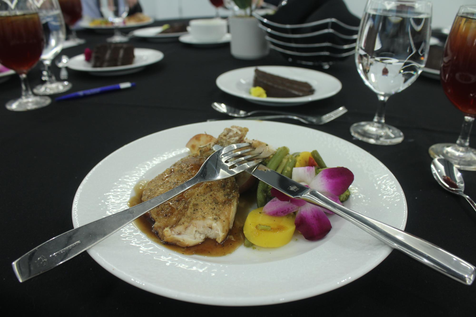 Drag don’t saw your knife: Texas Wesleyan’s annual etiquette course prepares students for their careers