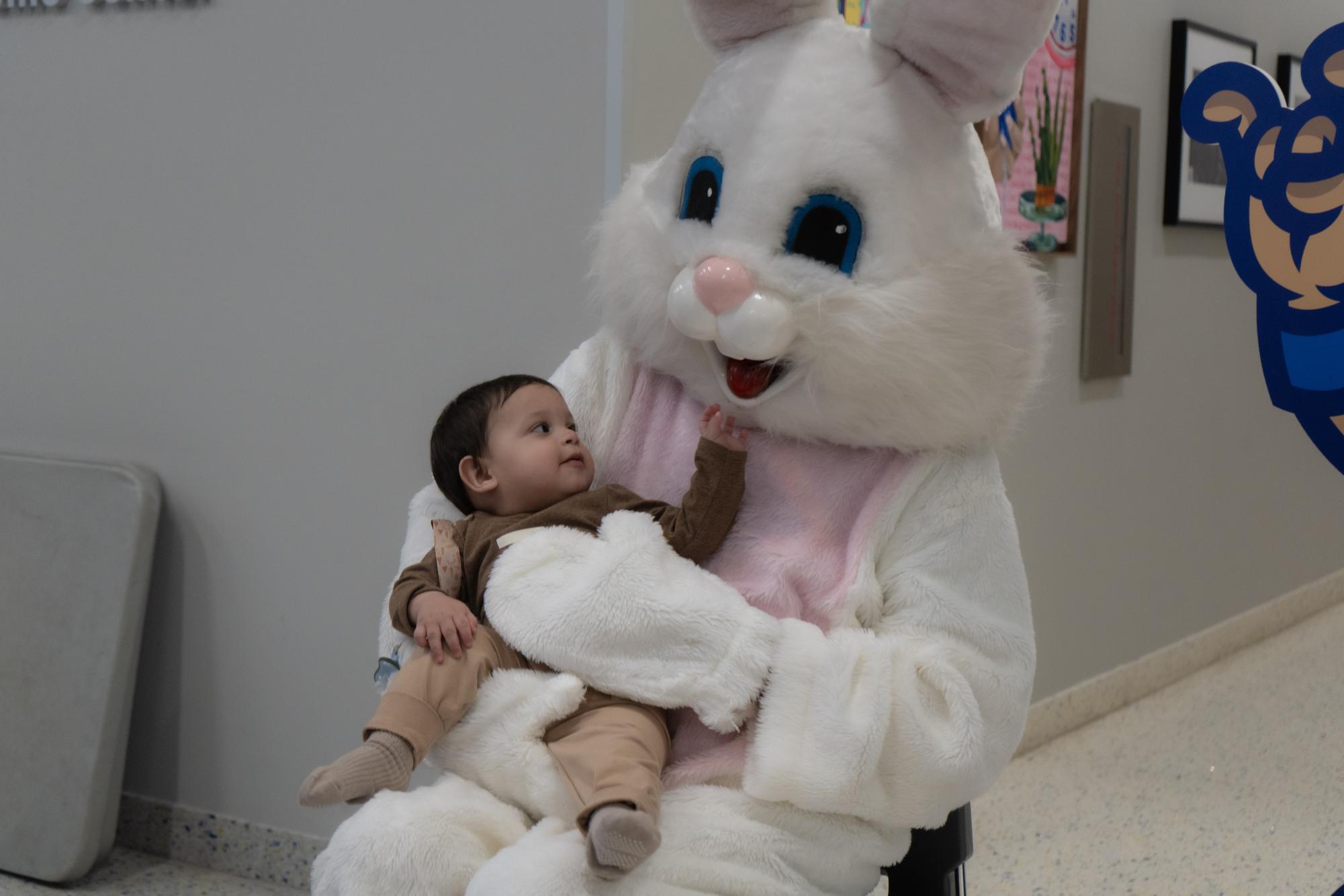 Hope 4 Kids celebrates Easter with the Polytechnic community despite rain at Texas Wesleyan University